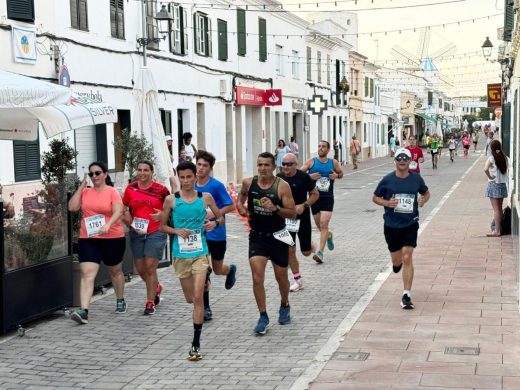 (Fotos) Maria Pallicer y Borja Coll ganan la ‘cursa’ en Sant Lluís