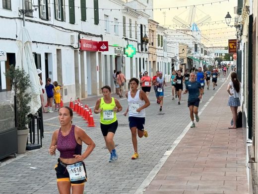 (Fotos) Maria Pallicer y Borja Coll ganan la ‘cursa’ en Sant Lluís