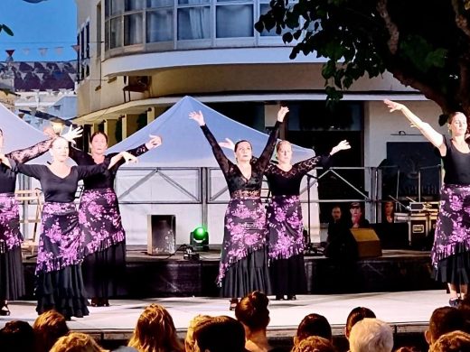 (Vídeos y fotos) Baile flamenco en las fiestas de Gràcia