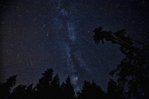 Esperando a que asomen las primeras estrellas fugaces