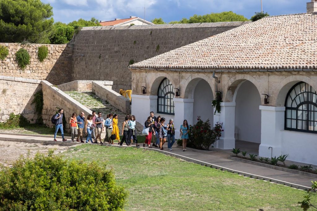 La Escola de Salut Pública de Menorca inaugura su 35ª edición en el Llatzeret de Maó.