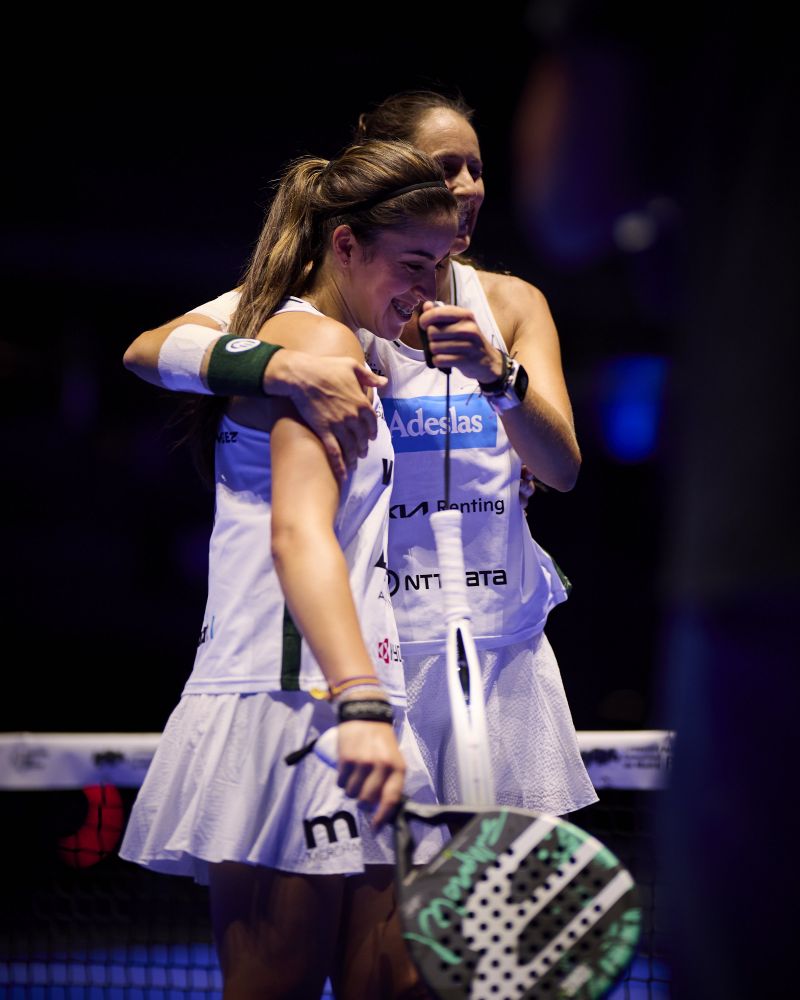 Gemma Triay y Claudia Fernández.