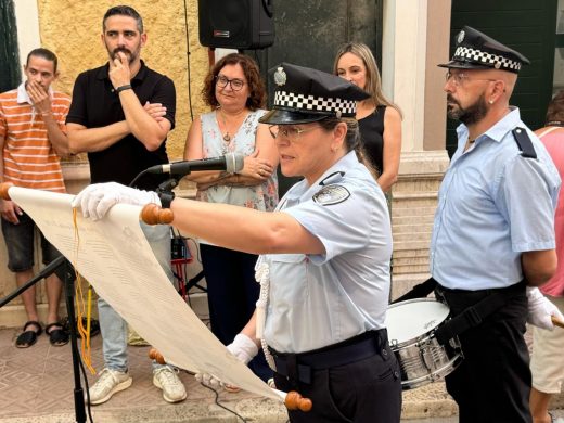 (Vídeo y fotos) Multitudinario “berenar de caixers” en Maó