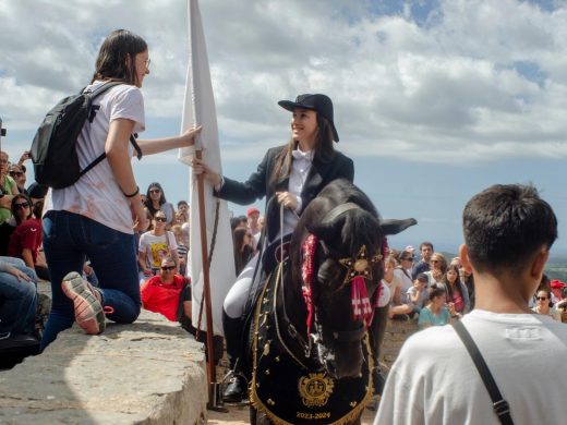 (Fotos) Monte Toro abraza a Sant Nicolau