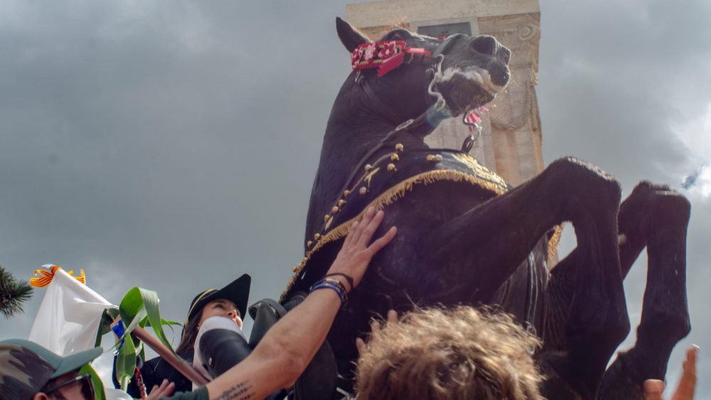 Espectacular imagen del jaleo en el Pla de El Toro (Fotos: Sergio Moreno)