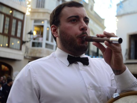 (Fotos) Una multitudinaria “Festa de Caixers” pone fin al verano en Menorca