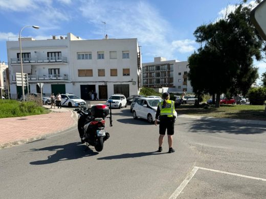 (Fotos) Un choque en cadena en la Vía Ronda de Maó causa heridos y grandes retenciones