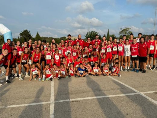 (Fotos) Adrián Guirado y Maria Pallicer mandan en la carrera de Gràcia