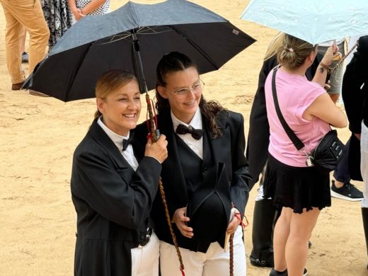 (Fotos y vídeos) Devoción por la Mare de Déu de Gràcia