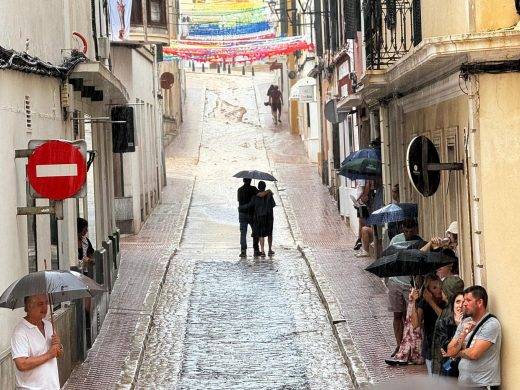 La Junta de Caixers suspende definitivamente las actividades con caballos por la lluvia