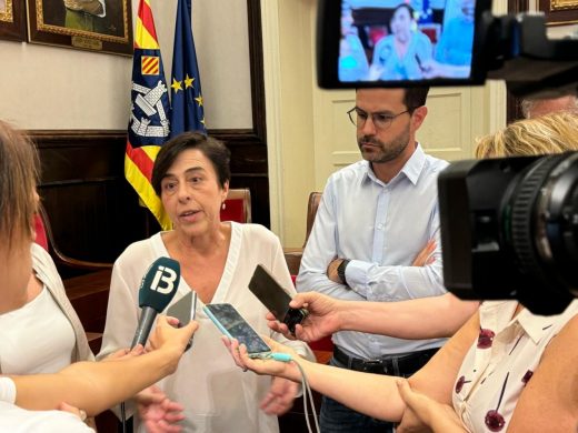 Dolores Antonio pone su cargo a disposición del alcalde por el error con el informe de Hidrobal