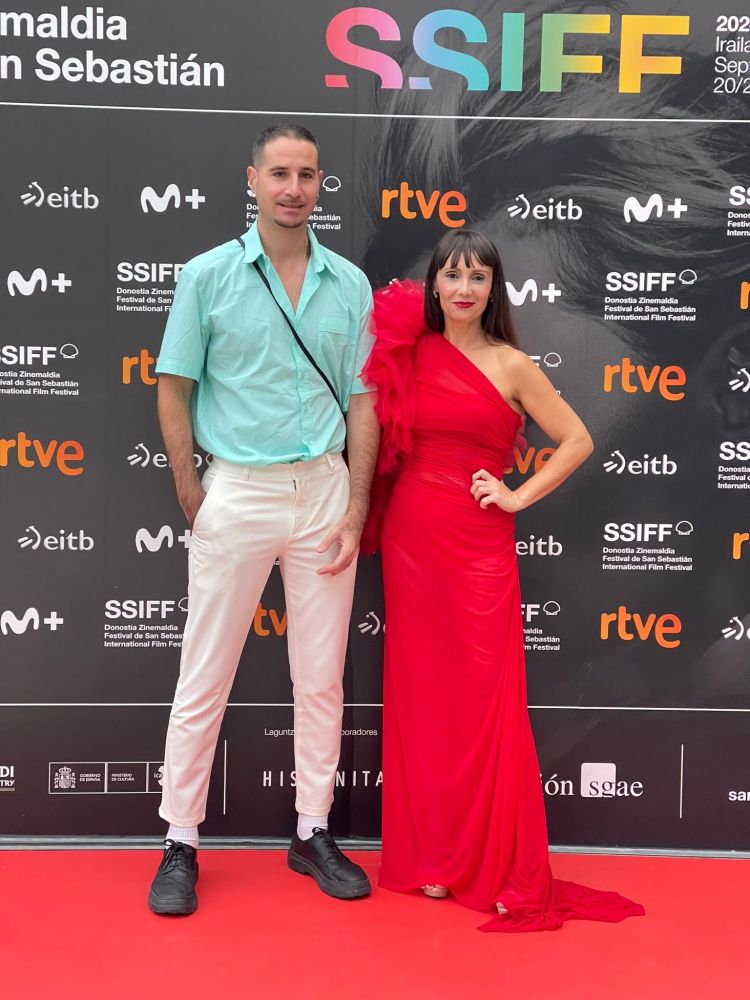 Marc Ferrer y Azahara Moyano en Festival Internacional de Cine de San Sebastián.