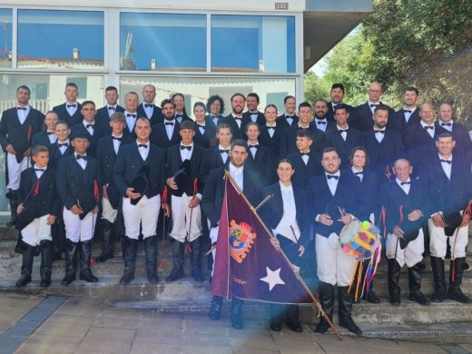 (Fotos) La lluvia concede una tregua y Cala’n Porter disfruta de sus fiestas