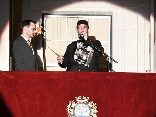 (Fotos) Manolo Bonet da inicio a las fiestas de “un pueblo con futuro”