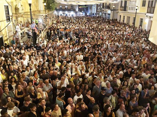 (Fotos) Manolo Bonet da inicio a las fiestas de “un pueblo con futuro”