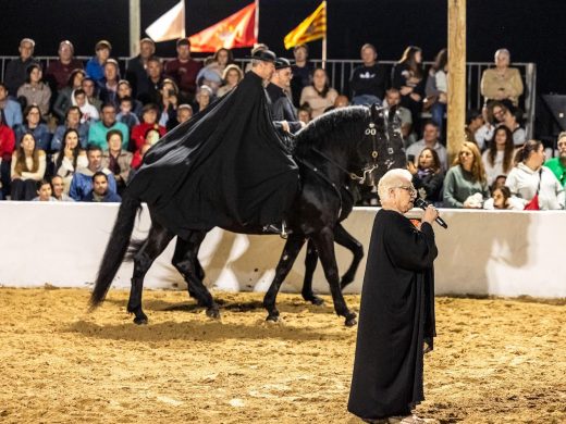 (Fotos) Caballos, música y tradición: así fue el 25 aniversario de la Escola Eqüestre Menorquina