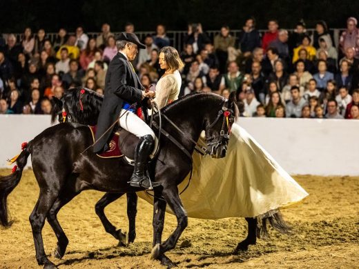 (Fotos) Caballos, música y tradición: así fue el 25 aniversario de la Escola Eqüestre Menorquina