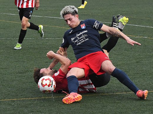 El Mercadal no reacciona y cae 0-2 en casa