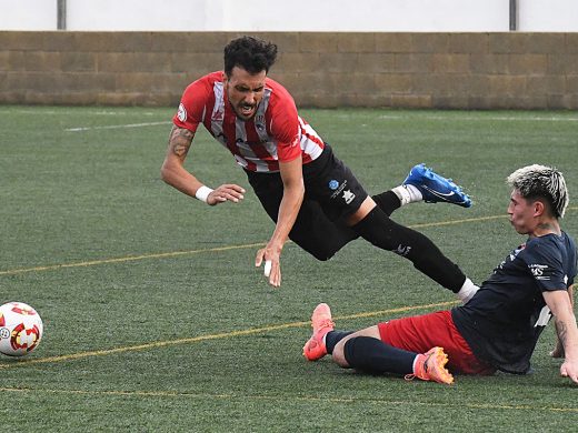 El Mercadal no reacciona y cae 0-2 en casa