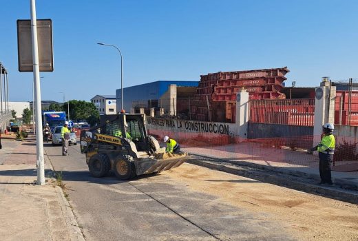 Obras en el polígono industrial de Maó.