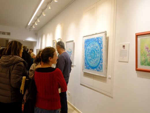 (Fotos) La exposición artística “Sincronies” llena Ca n’Ángel en su inauguración