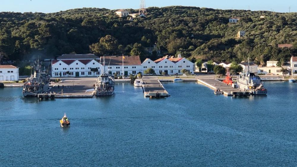 Vista de la Estación naval desde Maó