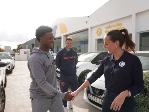 (Fotos) Jalen Cone ya está en Menorca