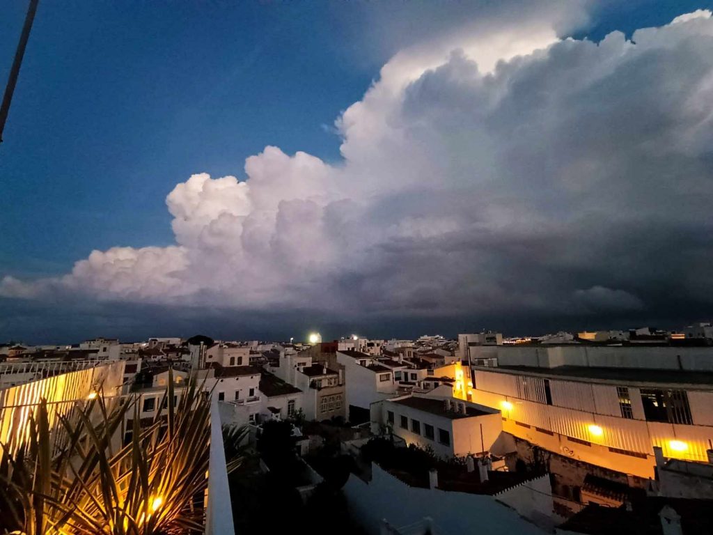 Continúan las alertas por lluvias y tormentas.