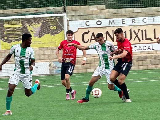 El Migjorn celebra su primer triunfo a lo grande