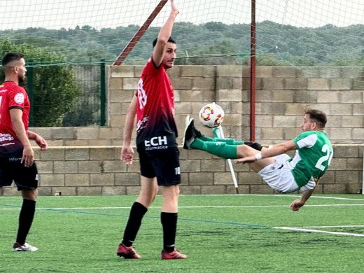 El Migjorn celebra su primer triunfo a lo grande