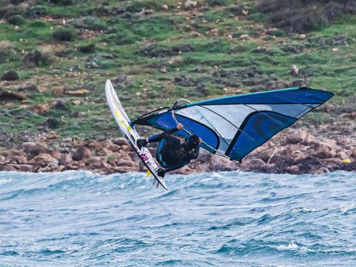 (Fotos) El viento alcanza los 87 Km/h y la alerta meteorológica se alarga hasta Navidad