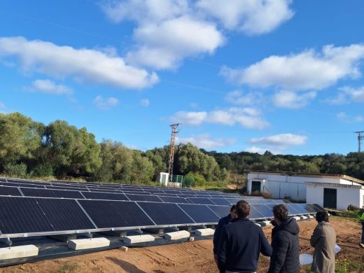 (Fotos) Los pozos de Es Migjorn ya funcionan con energías renovables