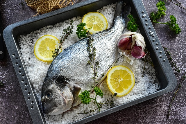 Besugo preparado para cocinar.