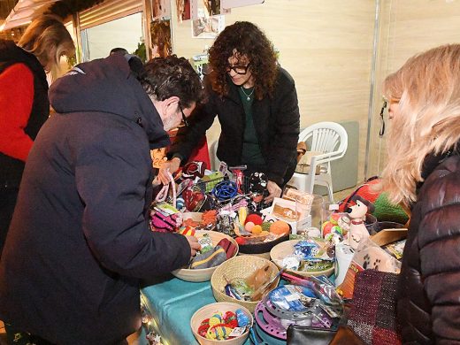 Maó inaugura la Fira de Nadal, el belén gigante y entrega la Medalla de Oro de la ciudad a la Creu Roja