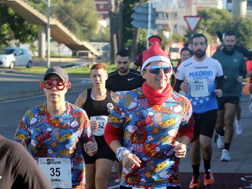 (Fotos) María Pallicer y Enric Pons triunfan en la San Silvestre de Maó