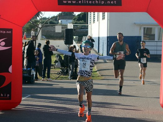 (Fotos) María Pallicer y Enric Pons triunfan en la San Silvestre de Maó