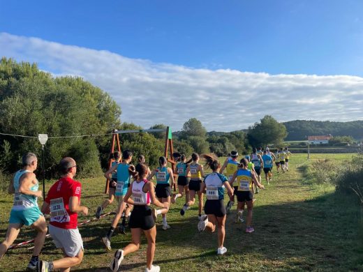 (Fotos) Más de 200 atletas en el cross de Santa Eularieta