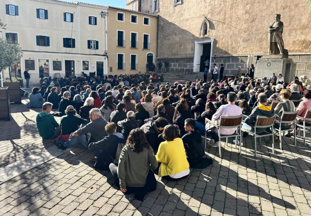 "Més promoció, més habitatge turístic i més gent: I quins efectes té açò?"