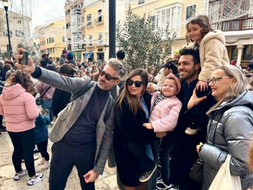 (Fotos y vídeos) Los más pequeños de Menorca despiden el año con las campanadas infantiles