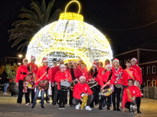 (Fotos) El ambiente navideño llega a Es Castell