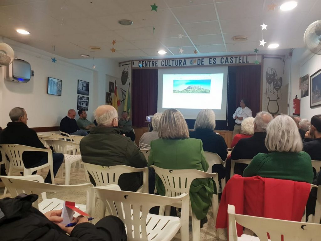 Reunión de los vecinos de Trebeluger