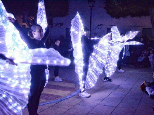 (Fotos) Sant Lluís ilumina sus fiestas con los soldados del Trencanous