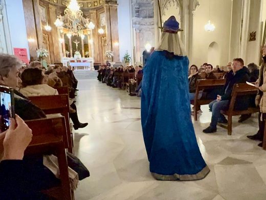 (Fotos y vídeo) La Sibil·la anuncia la llegada de Jesús