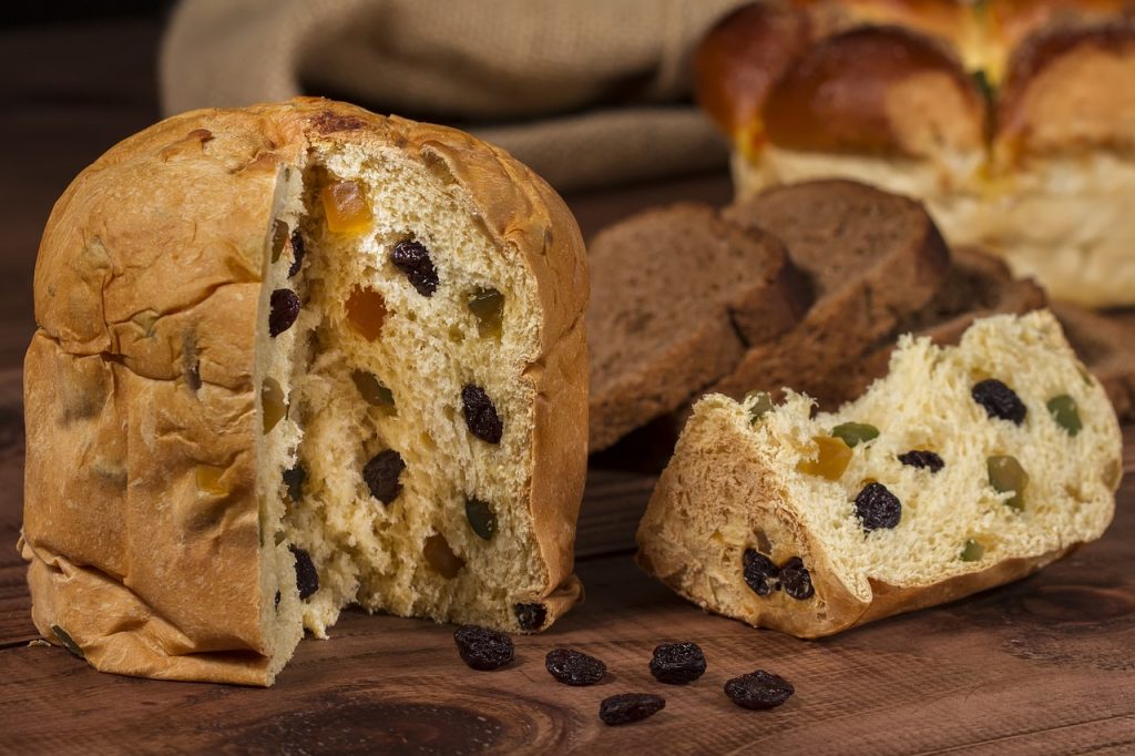 Trozos de "panettone".