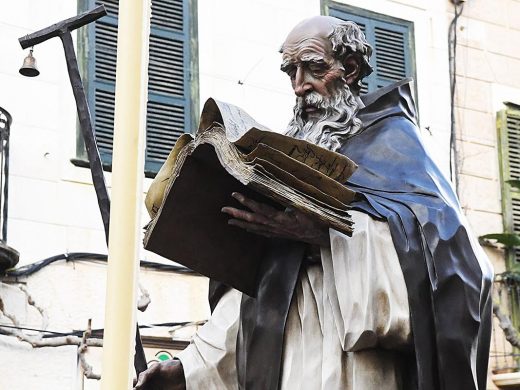 (Fotos) Maó celebra con pasión y multitudinaria participación las ‘beneïdes’