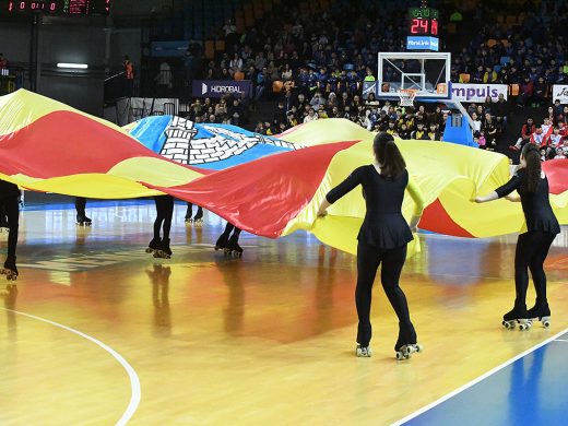 (Fotos) El Hestia Menorca cae con honores ante el Obradoiro