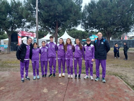 Entrenadores y corredores de Sub16 y Sub18.