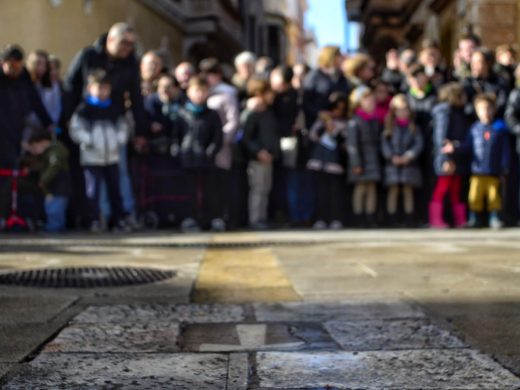 (Fotos) El sol permite celebrar la Processó dels Tres Tocs