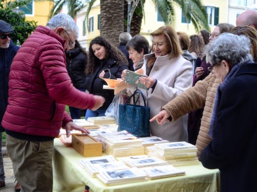 (Fotos) El sol permite celebrar la Processó dels Tres Tocs