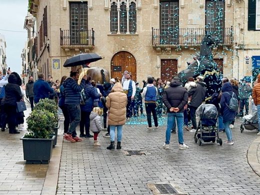 (Fotos y vídeos) Sigue la fiesta de Sant Antoni